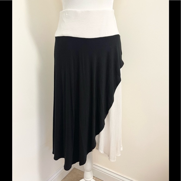 Pretty Joseph Walker asymmetrical hemline pull on skirt! - Picture 1 of 8